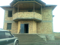 Срочно продам двух этажный недостроенный дом - Изображение #2, Объявление #1020379