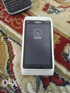 Продам Nokia N8 Silver 9000тг