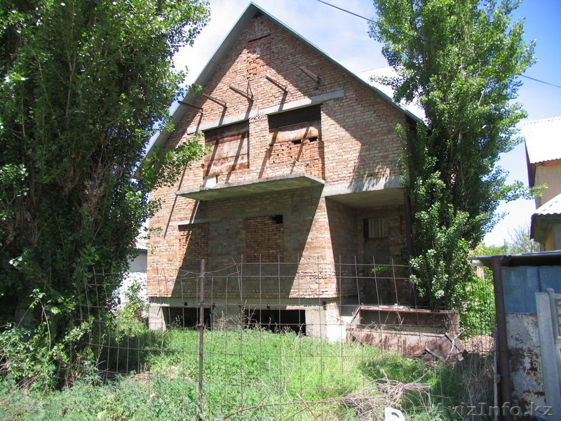 Продается недостроенный 3х-этажный дом на участке 6.5 соток  - Изображение #4, Объявление #937042