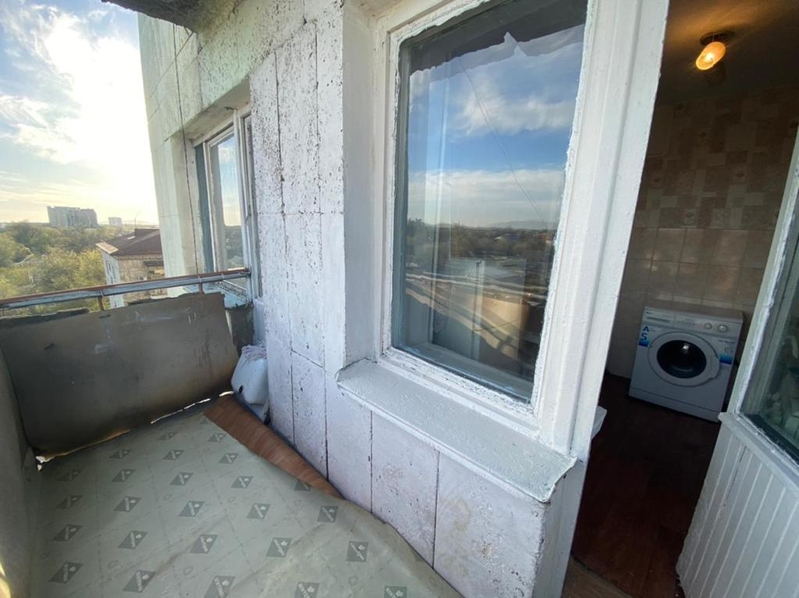 Продам 1 комнатную квартиру в кирпичном доме в Центре Талдыкорган - Изображение #9, Объявление #1726109