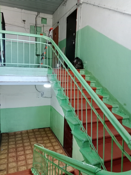 Продаю 3 комнатную квартиру с гаражом в центре  г. Талдыкорған 87769800974  - Изображение #2, Объявление #1753694